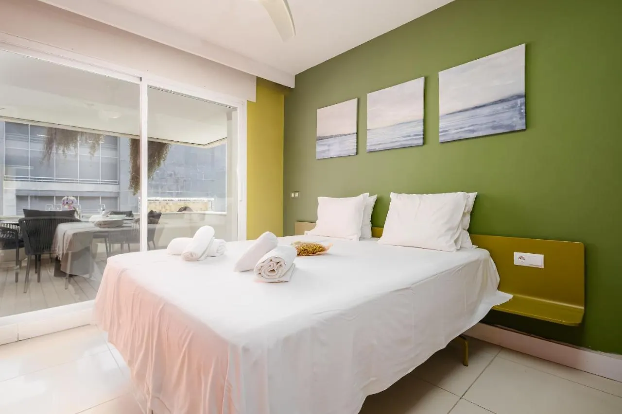 Luxury 2 bedroom apartment in Puerto Banús, parking&pool Marbella 0*,