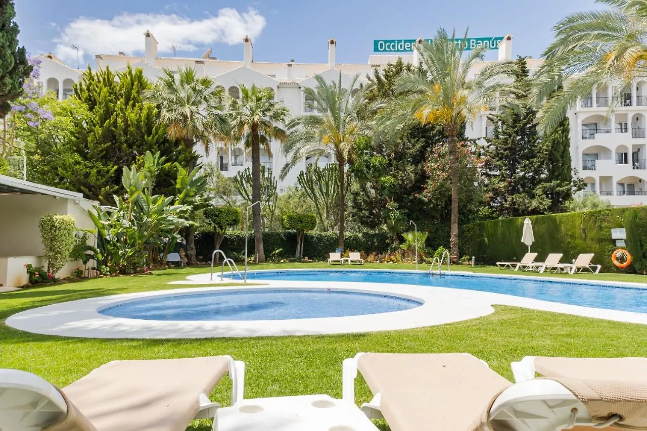 Luxury 2 bedroom apartment in Puerto Banús, parking&pool Marbella